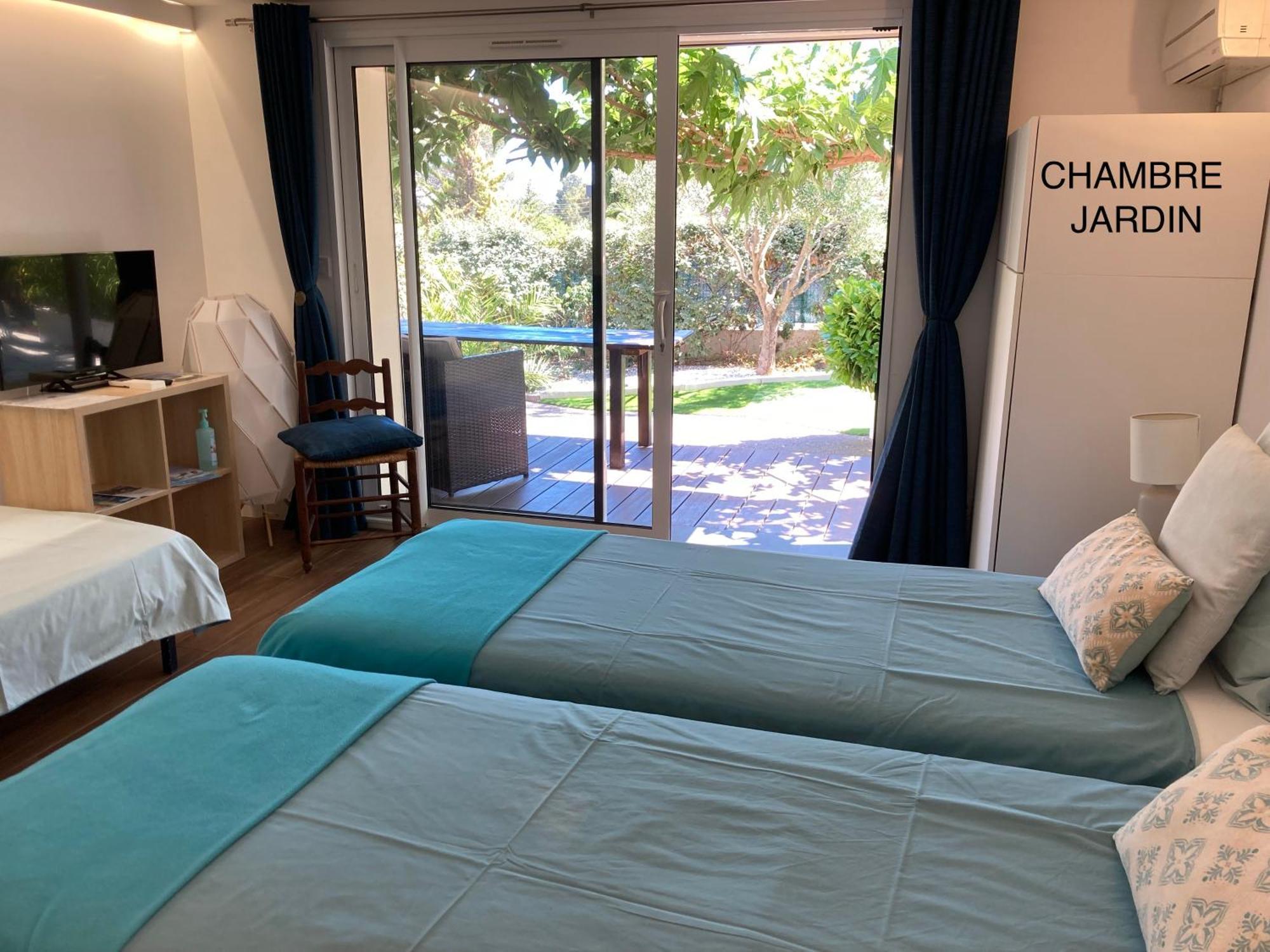 Villa Esterel Plage Saint-Raphaël Екстериор снимка